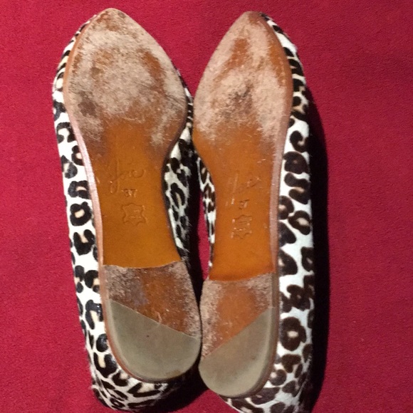 Joie 2 pairs EUC animal fur shoes - Picture 12 of 12
